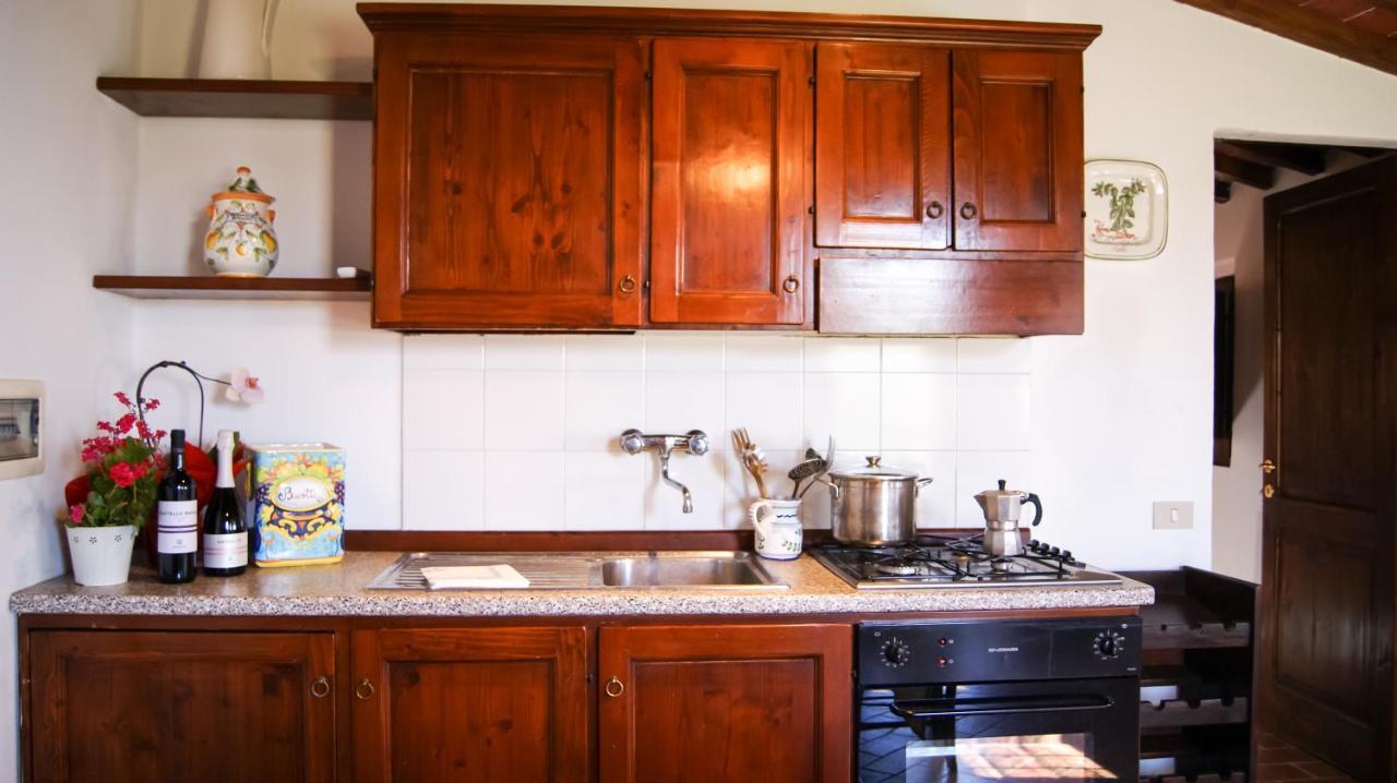 Borgo Cortinova Marrocco Farm stay *