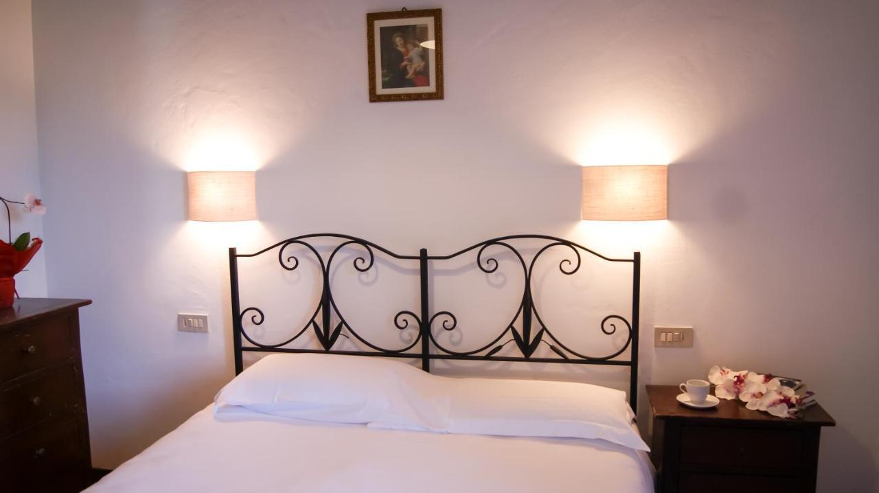 Borgo Cortinova Marrocco Farm stay *